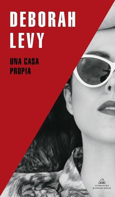UNA CASA PROPIA | 9788439739494 | LEVY, DEBORAH | Llibreria Aqualata | Comprar llibres en català i castellà online | Comprar llibres Igualada