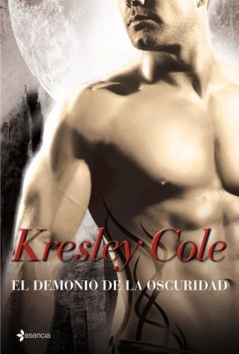 DEMONIO DE LA OSCURIDAD, EL (ESENCIA) | 9788408102366 | COLE, KRESLEY | Llibreria Aqualata | Comprar libros en catalán y castellano online | Comprar libros Igualada