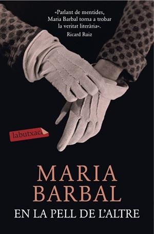 EN LA PELL DE L'ALTRE | 9788416334421 | BARBAL, MARIA | Llibreria Aqualata | Comprar llibres en català i castellà online | Comprar llibres Igualada