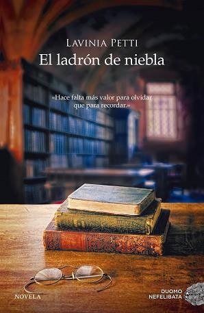 LADRÓN DE NIEBLA, EL | 9788416261895 | PETTI, LAVINIA | Llibreria Aqualata | Comprar llibres en català i castellà online | Comprar llibres Igualada
