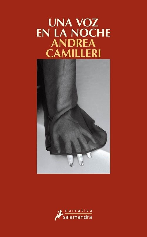 UNA VOZ EN LA NOCHE | 9788498387445 | CAMILLERI, ANDREA | Llibreria Aqualata | Comprar llibres en català i castellà online | Comprar llibres Igualada