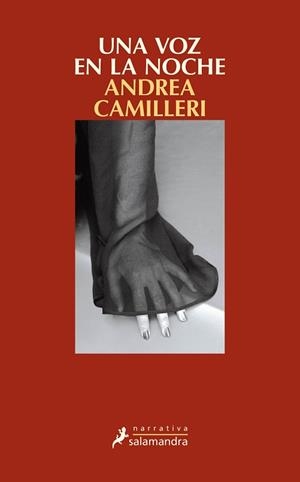 UNA VOZ EN LA NOCHE | 9788498387445 | CAMILLERI, ANDREA | Llibreria Aqualata | Comprar llibres en català i castellà online | Comprar llibres Igualada