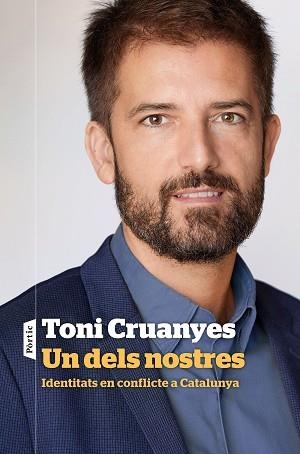 UN DELS NOSTRES | 9788498094596 | CRUANYES, TONI | Llibreria Aqualata | Comprar llibres en català i castellà online | Comprar llibres Igualada
