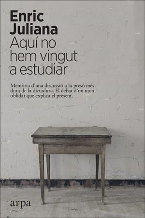 AQUÍ NO HEM VINGUT A ESTUDIAR | 9788417623418 | JULIANA, ENRIC | Llibreria Aqualata | Comprar libros en catalán y castellano online | Comprar libros Igualada