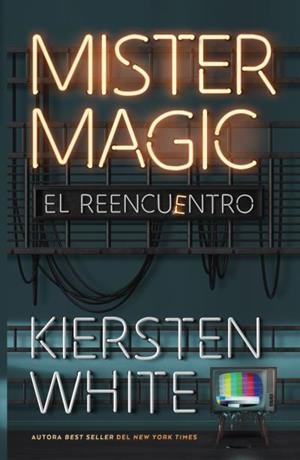 MISTER MAGIC | 9788419030832 | WHITE, KIERSTEN | Llibreria Aqualata | Comprar libros en catalán y castellano online | Comprar libros Igualada