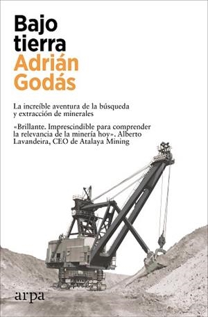 BAJO TIERRA | 9788410313132 | GODÁS, ADRIÁN | Llibreria Aqualata | Comprar libros en catalán y castellano online | Comprar libros Igualada
