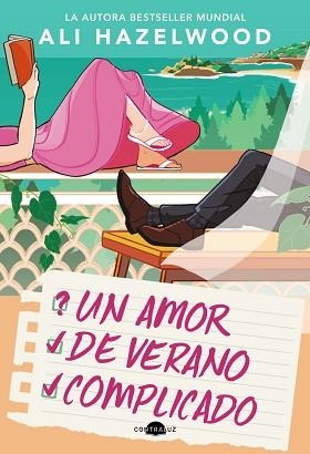 UN AMOR DE VERANO COMPLICADO | 9788419822932 | HAZELWOOD, ALI | Llibreria Aqualata | Comprar llibres en català i castellà online | Comprar llibres Igualada