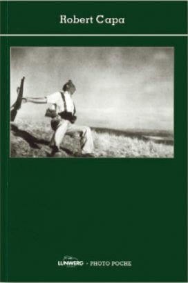 ROBERT CAPA (PHOTO POCHE) | 9788497854900 | CAPA, ROBERT | Llibreria Aqualata | Comprar libros en catalán y castellano online | Comprar libros Igualada